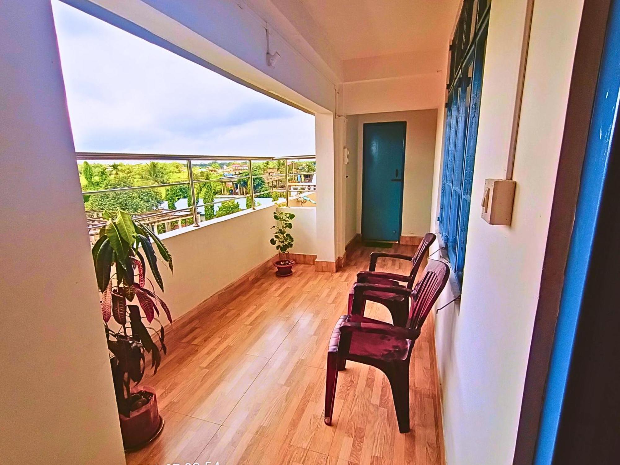 Taj Residency Holiday Homestay -Entire 1Bhk & 2Bhk Private Apartments -Call 767Ooo54Oo Jorhāt Dış mekan fotoğraf